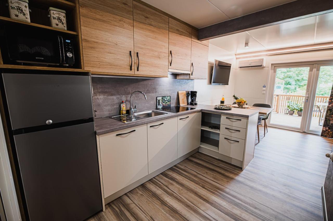 Premium Mobile Homes With Thermal Riviera Tickets Catez ob Savi Exterior foto