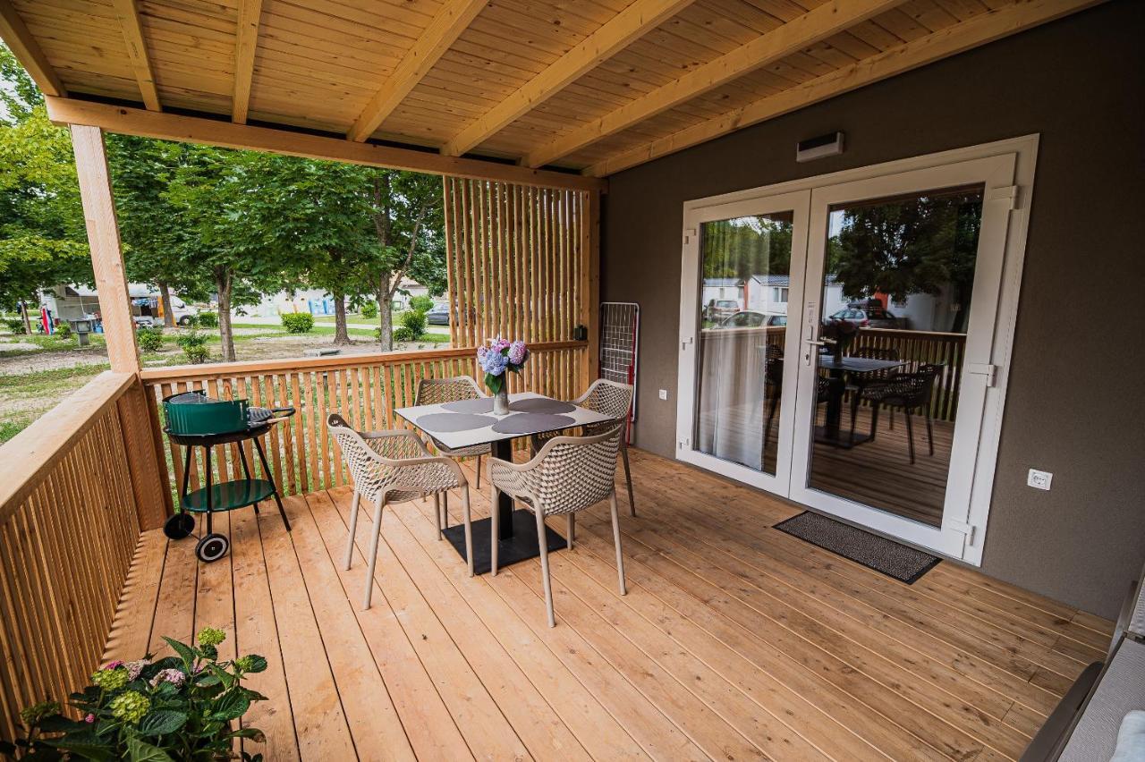 Premium Mobile Homes With Thermal Riviera Tickets Catez ob Savi Exterior foto